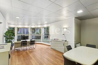 3 Bis Rue André Lefèvre, Aix-en-Provence à vendre Photo intérieure– Image 1 sur 11