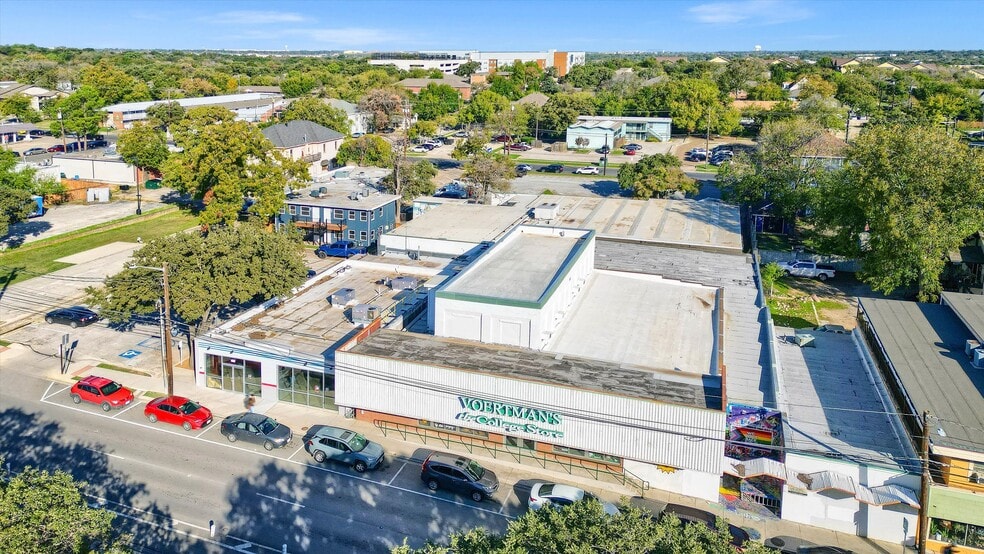 1314 W Hickory St, Denton, TX à vendre - Photo de l’immeuble – Image 1 sur 12