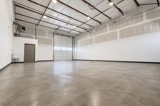 5170-5176 W Liberator Dr, Kearns, UT à louer Photo intérieure– Image 2 sur 9
