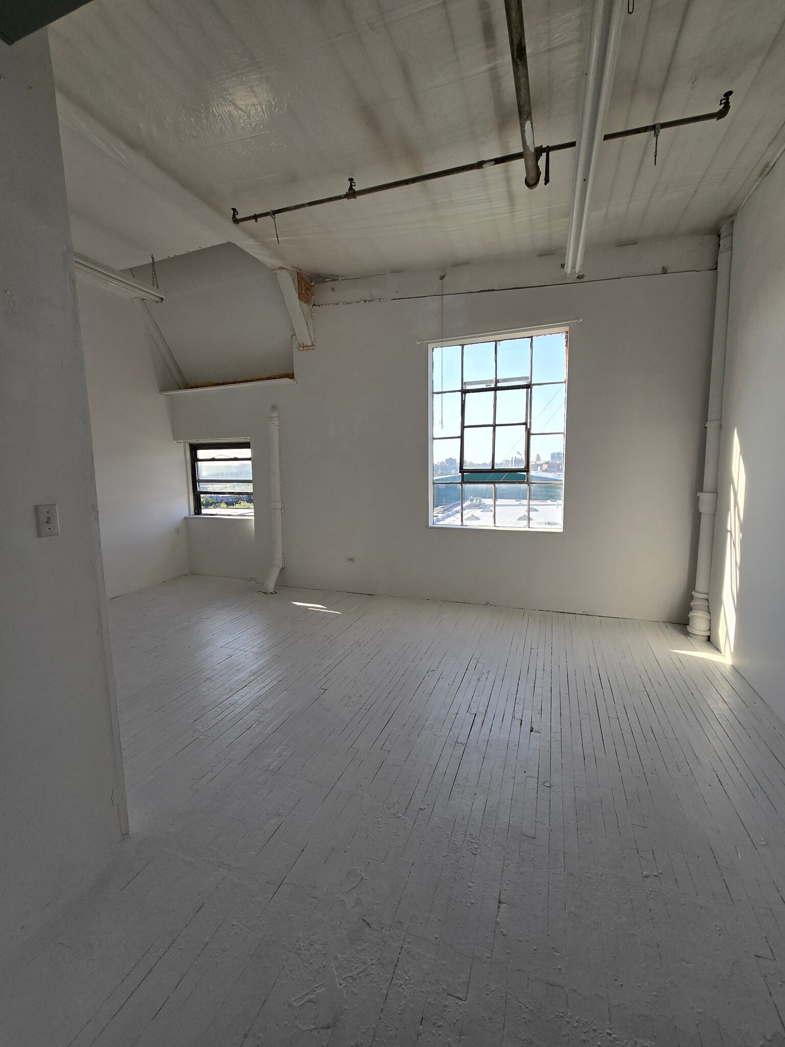 1027 Grand St, Brooklyn, NY à louer Photo intérieure– Image 1 sur 6