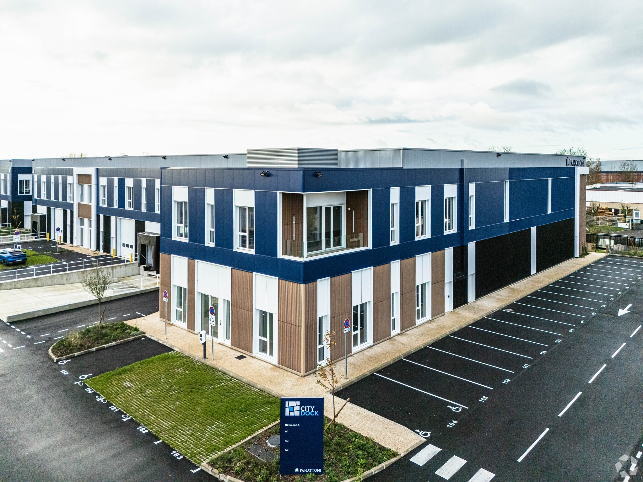 244 Avenue Paul Langevin, Moissy-Cramayel à louer Photo de l’immeuble– Image 1 sur 12