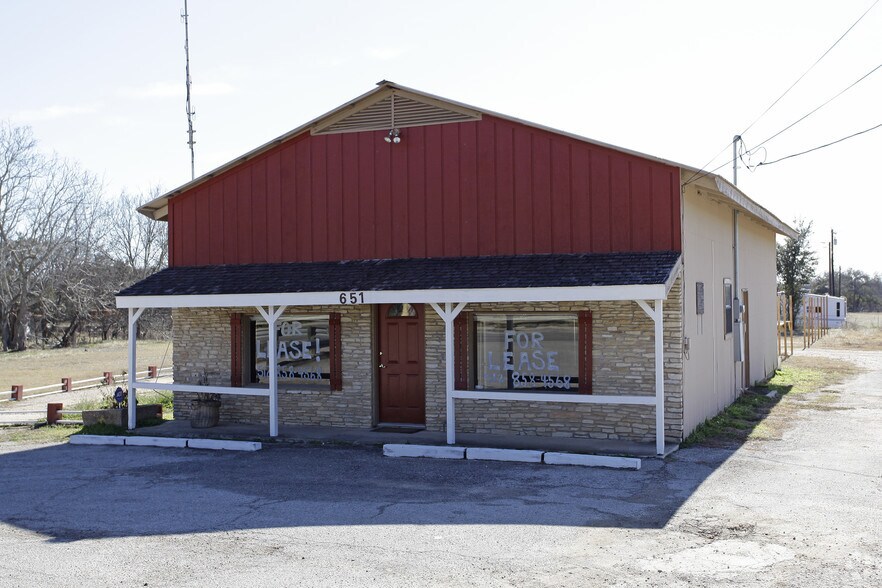651 W Hwy 290, Dripping Springs, TX à vendre - Photo principale – Image 1 sur 3