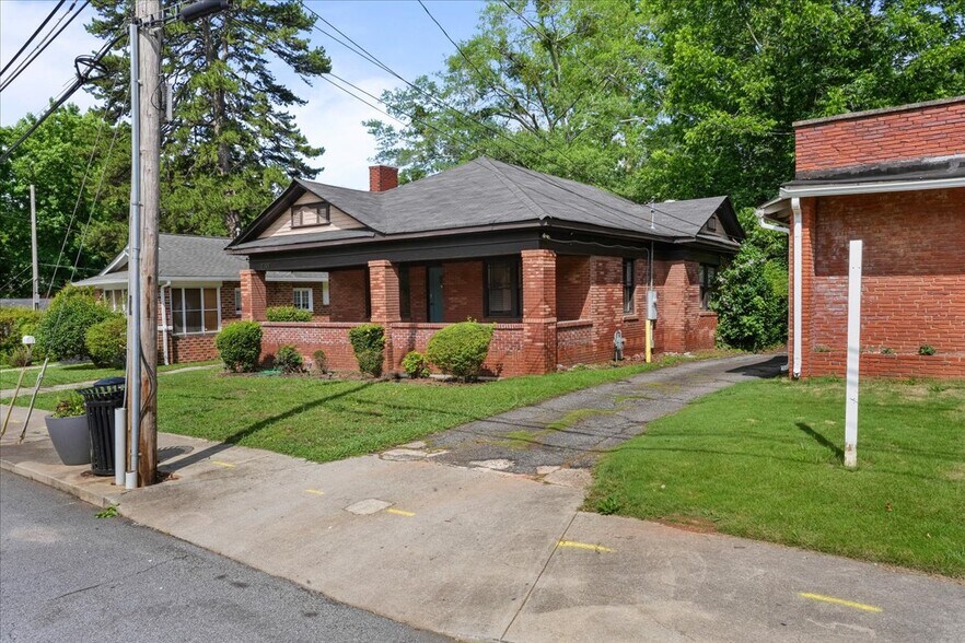 2741 Church St, Atlanta, GA à vendre - Photo de l’immeuble – Image 3 sur 26
