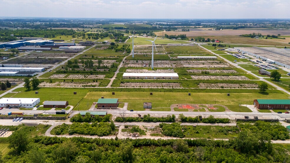 5225 W Lakeshore Dr, Port Clinton, OH à vendre - Photo de l’immeuble – Image 2 sur 10