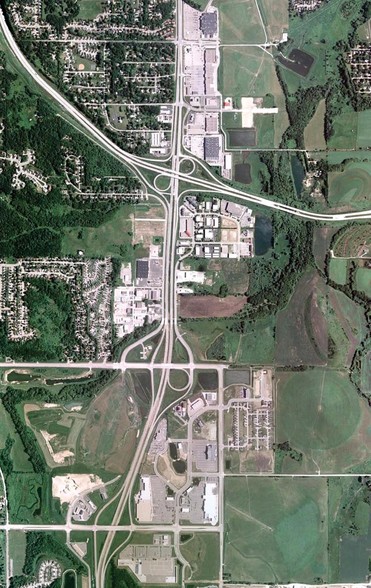3551 Commercial Dr SW, Rochester, MN à louer - Aérien – Image 2 sur 2