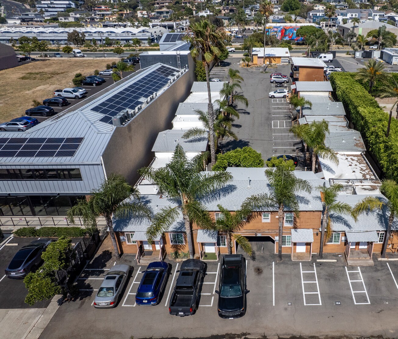225 S Highway 101, Solana Beach, CA à vendre Photo de l’immeuble– Image 1 sur 7