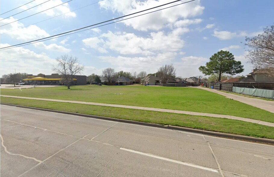 7001 Rowlett Rd, Rowlett, TX à louer - Photo de la construction – Image 3 sur 4