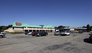 Plus de détails pour 300-340 N Main St, Randolph, MA - Local commercial à louer