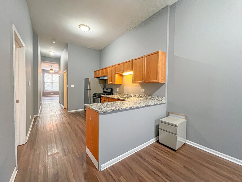 5617 S Michigan Ave, Chicago, IL à vendre - Photo de l’immeuble – Image 3 sur 7