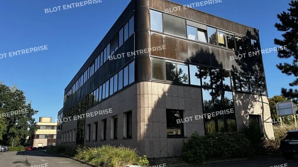 Bureau dans Rennes à louer Photo de l’immeuble– Image 1 sur 8