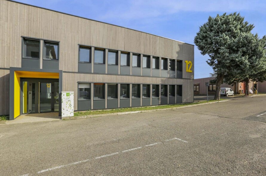 33 Avenue Du Docteur Georges Lévy, Vénissieux à louer - Photo de l’immeuble – Image 2 sur 8
