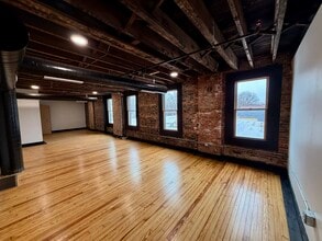 121 Park Ave, Rochester, NY à louer Photo intérieure– Image 1 sur 4