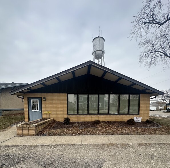 206 E Marion St, Monroe, IA à vendre - Photo principale – Image 1 sur 5