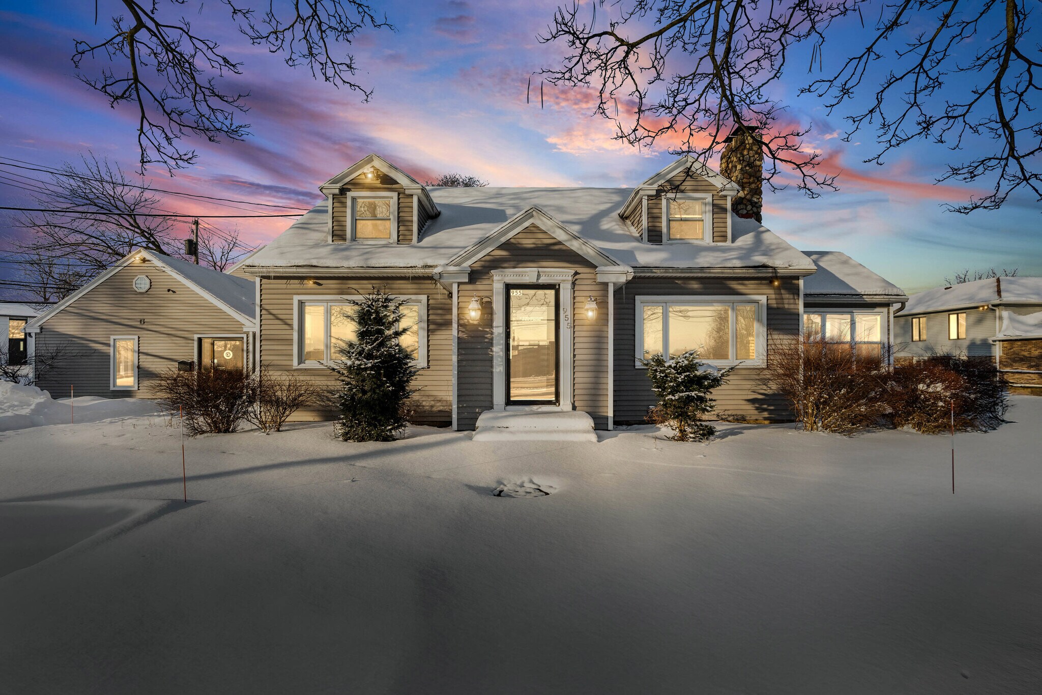 955 E Henrietta Rd, Rochester, NY à louer Photo principale– Image 1 sur 20