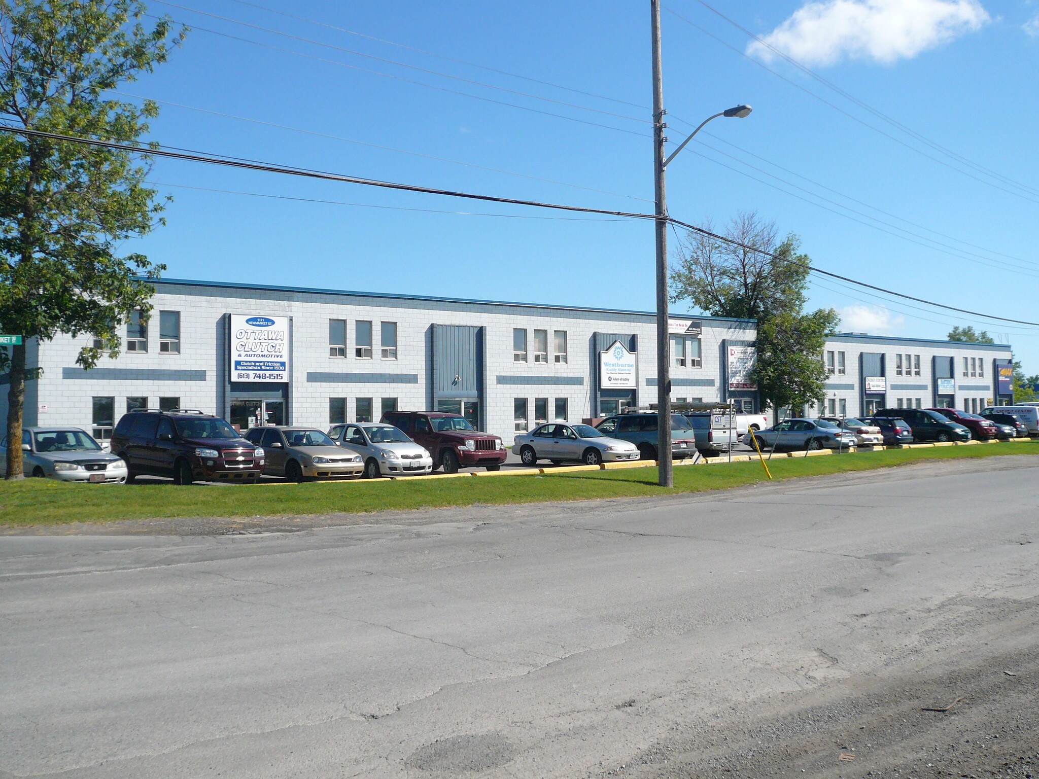 1171-1185 Newmarket St, Ottawa, ON à louer Photo de l’immeuble– Image 1 sur 4