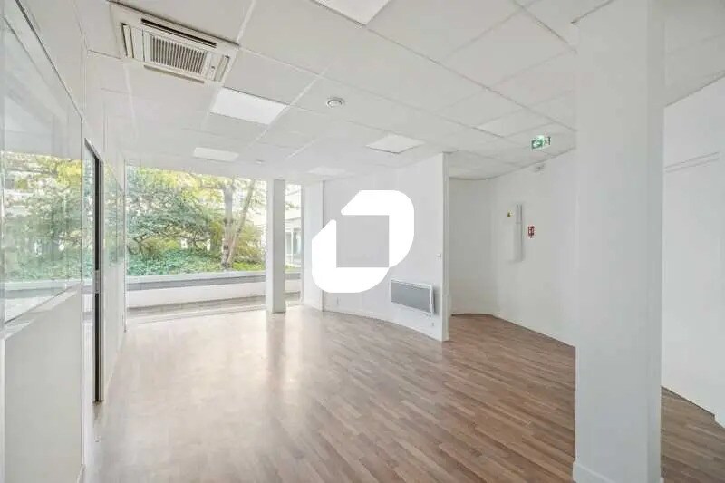 Bureau dans Paris à louer - Photo de l’immeuble – Image 2 sur 15