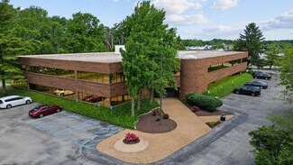 Plus de détails pour 141 Market Place Dr, Fairview Heights, IL - Bureau à vendre