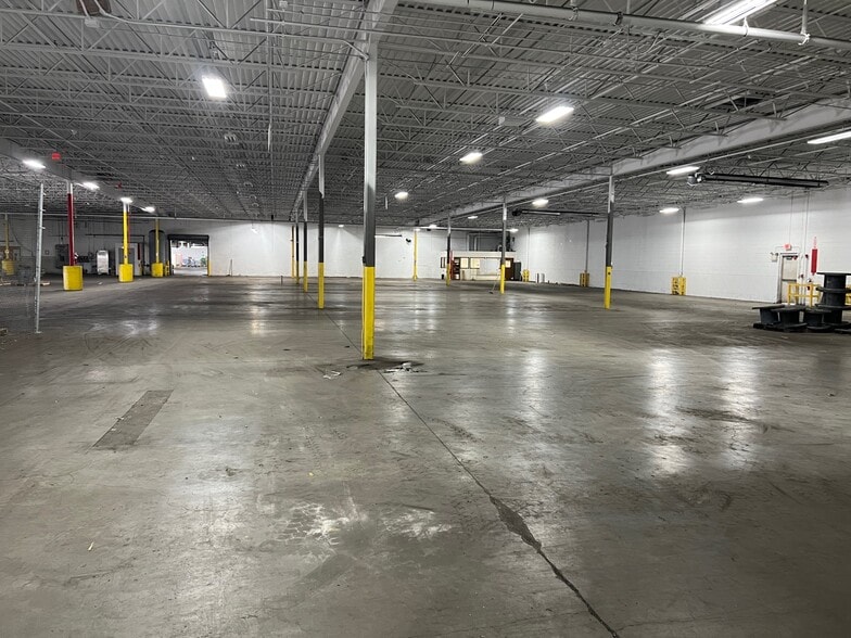 330 Turner St, Attleboro, MA à louer - Photo intérieure – Image 3 sur 23