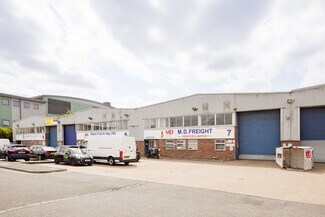 Plus de détails pour Hayes Rd, Southall - Industriel/Logistique à louer
