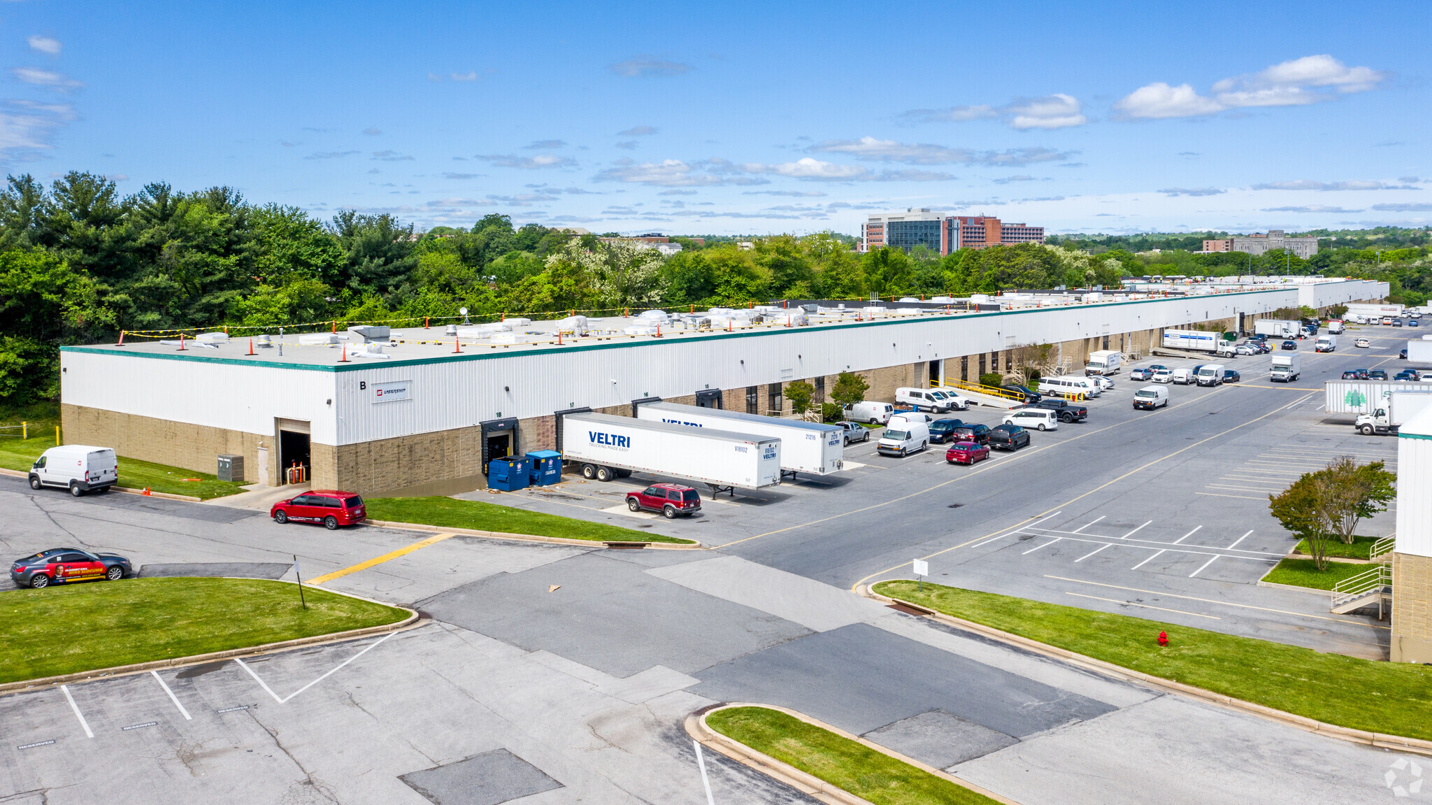 1100-1132 Wilso Dr, Baltimore, MD à louer Photo de l’immeuble– Image 1 sur 5