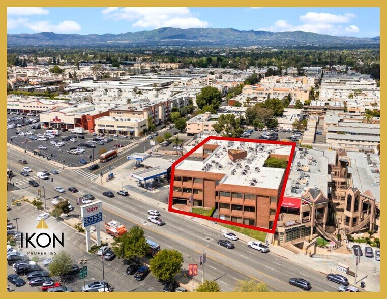 17835 Ventura Blvd, Encino, CA à louer - Photo de l’immeuble – Image 1 sur 10