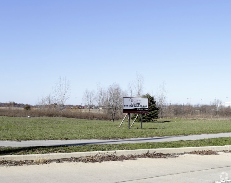 American Prairie Dr, Peoria, IL à vendre - Photo principale – Image 1 sur 1