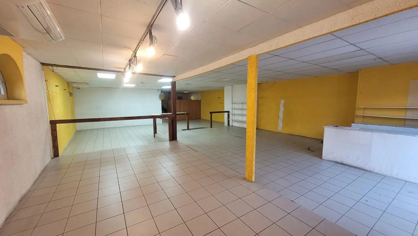 Local commercial dans Montpellier à louer Photo de l’immeuble– Image 1 sur 4