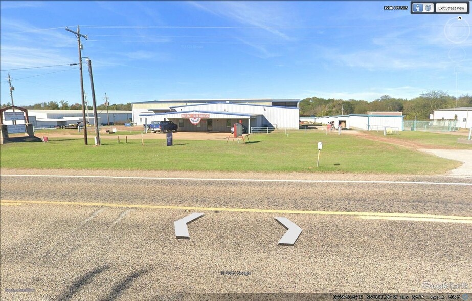 1205 E Coke Rd, Winnsboro, TX à vendre - Photo de l’immeuble – Image 3 sur 38