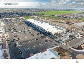 3682 Shaw Ave, Clovis, CA - Vue aérienne vue de carte - Image1