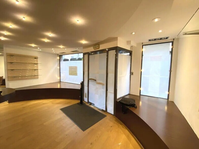 Local commercial dans Chartres à louer - Photo de l’immeuble – Image 2 sur 13