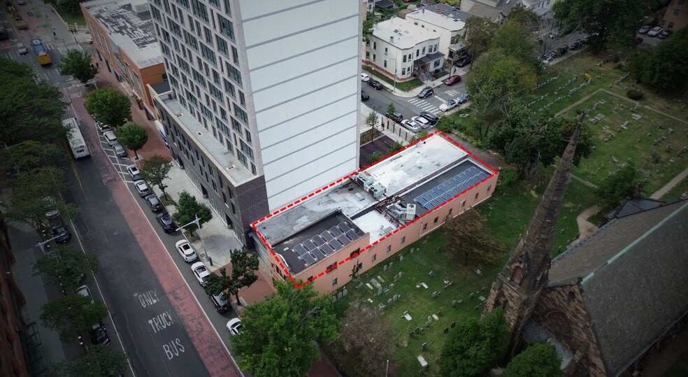 155-01 & 155-03 Jamaica Ave Portfolio portefeuille de 2 biens à vendre sur LoopNet.fr - Photo de l’immeuble – Image 3 sur 4