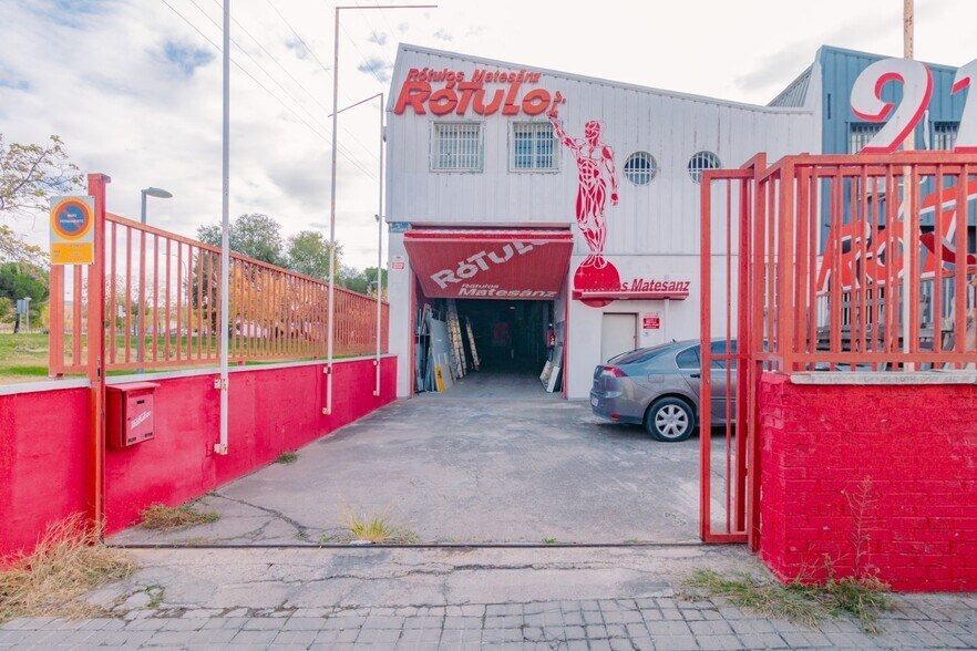 Industriel/Logistique dans Alcorcón, Madrid à louer - Photo de l’immeuble – Image 3 sur 42