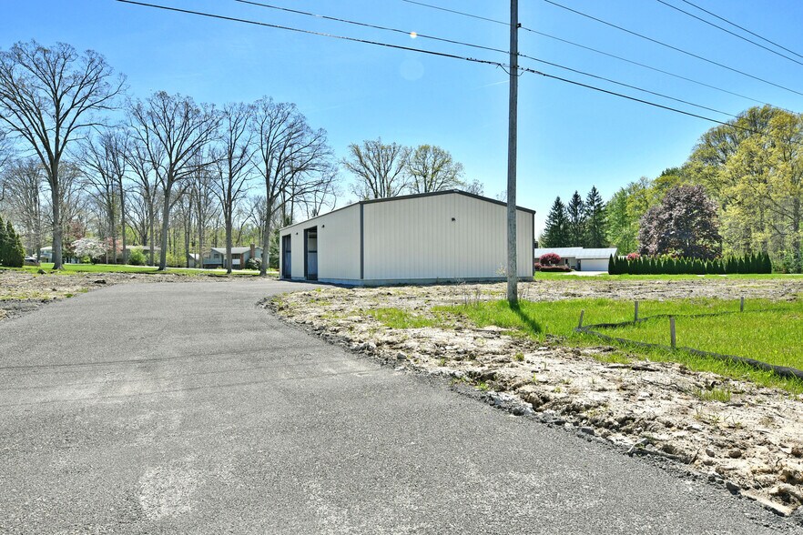 3218 State Rte 5, Cortland, OH à louer - Photo de l’immeuble – Image 2 sur 23
