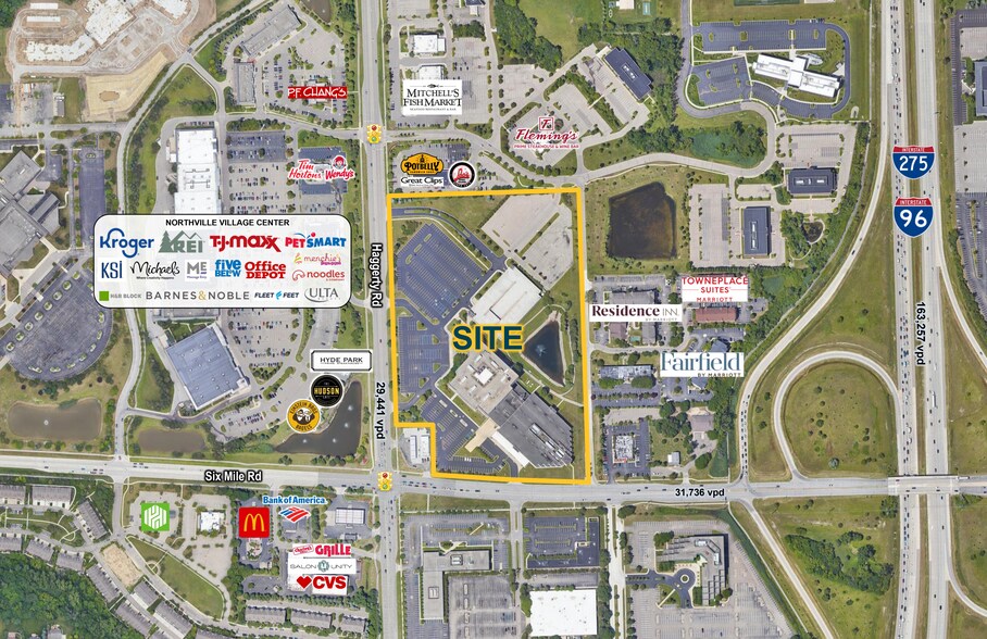 NEC 6 Mile & Haggerty, Livonia, MI à louer - Photo de l’immeuble – Image 2 sur 4