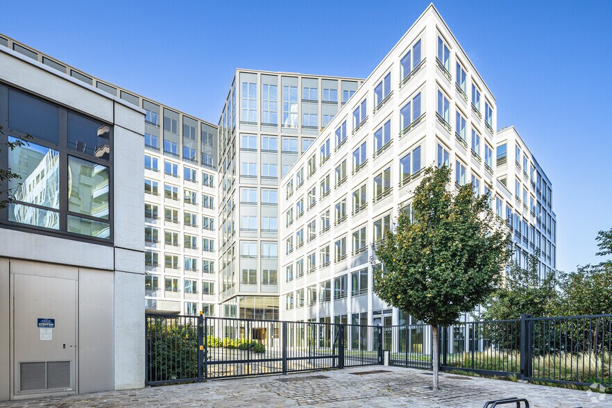 Bureau dans Paris à louer - Photo de l’immeuble – Image 2 sur 2