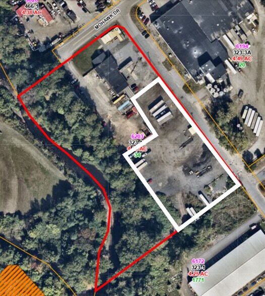 34 Mohawk Drive, Leominster, MA à louer - Photo principale – Image 1 sur 2