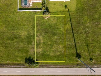 Plus de détails pour 828 El Dorado N blvd, Cape Coral, FL - Terrain à vendre