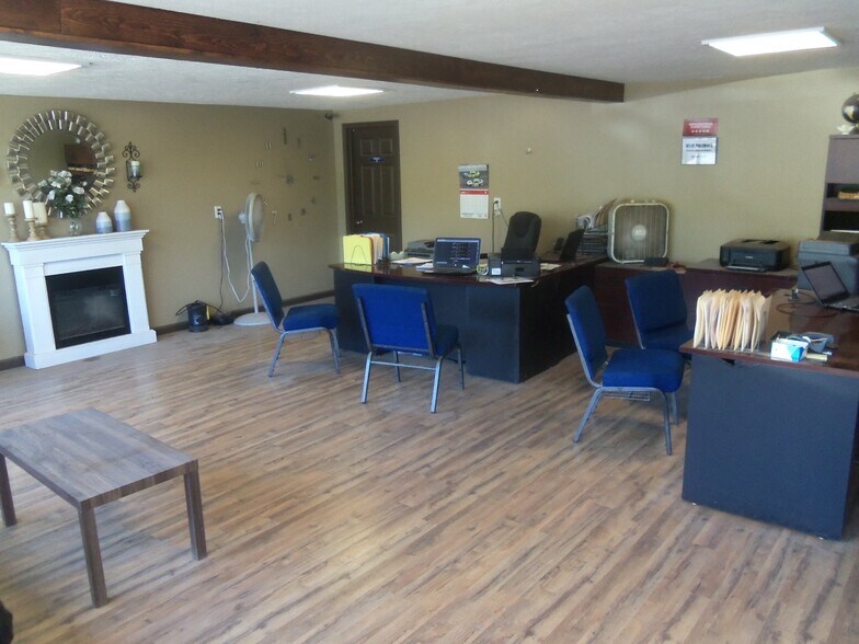 7544 Rt-31, Lyons, NY à vendre - Photo intérieure – Image 2 sur 26
