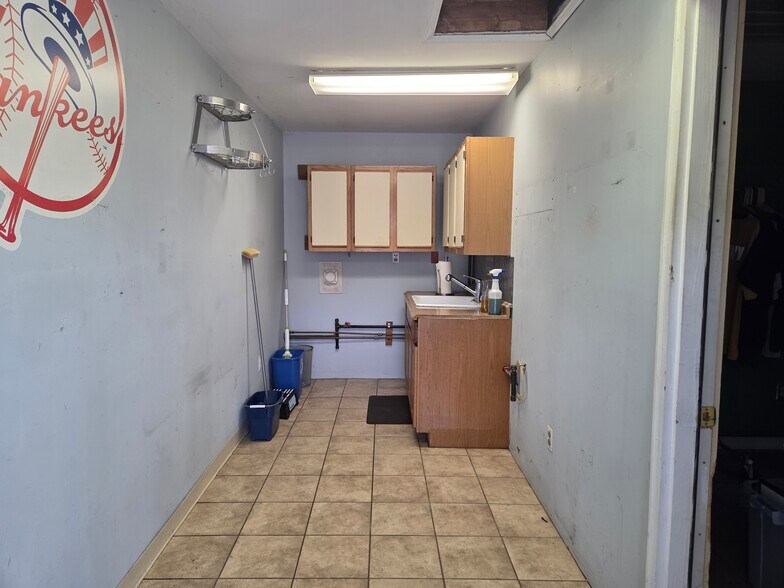 5A High St, Matawan, NJ à vendre - Photo de l’immeuble – Image 2 sur 12