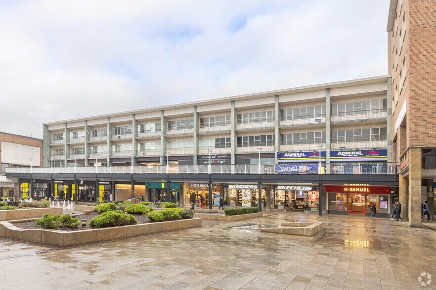 The Precinct, Coventry à vendre - Photo principale – Image 2 sur 2