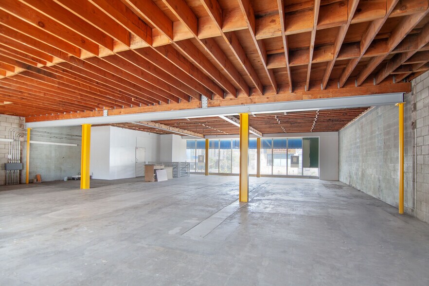 1428 N Highland Ave, Los Angeles, CA à louer - Photo de l’immeuble – Image 2 sur 11