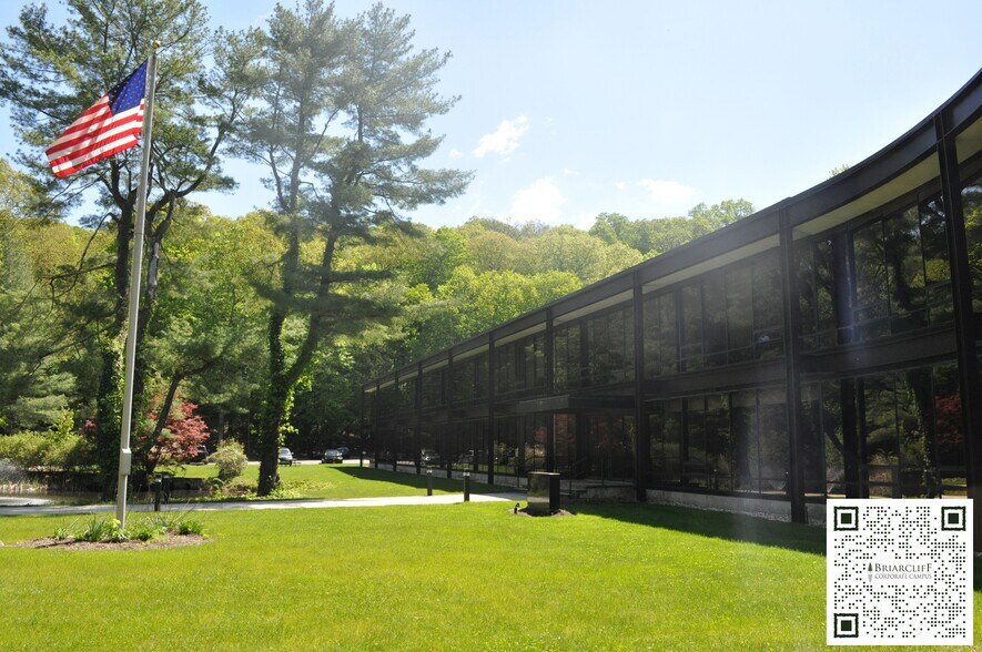 555 Pleasantville Rd, Briarcliff Manor, NY à louer - Photo de l’immeuble – Image 2 sur 14