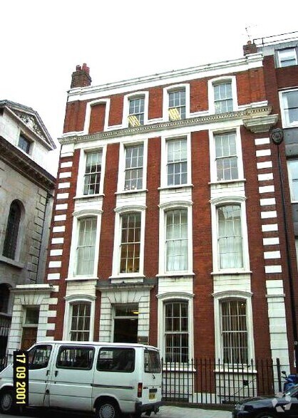 30-30A St. George St, Londres à louer - Photo de l’immeuble – Image 3 sur 34
