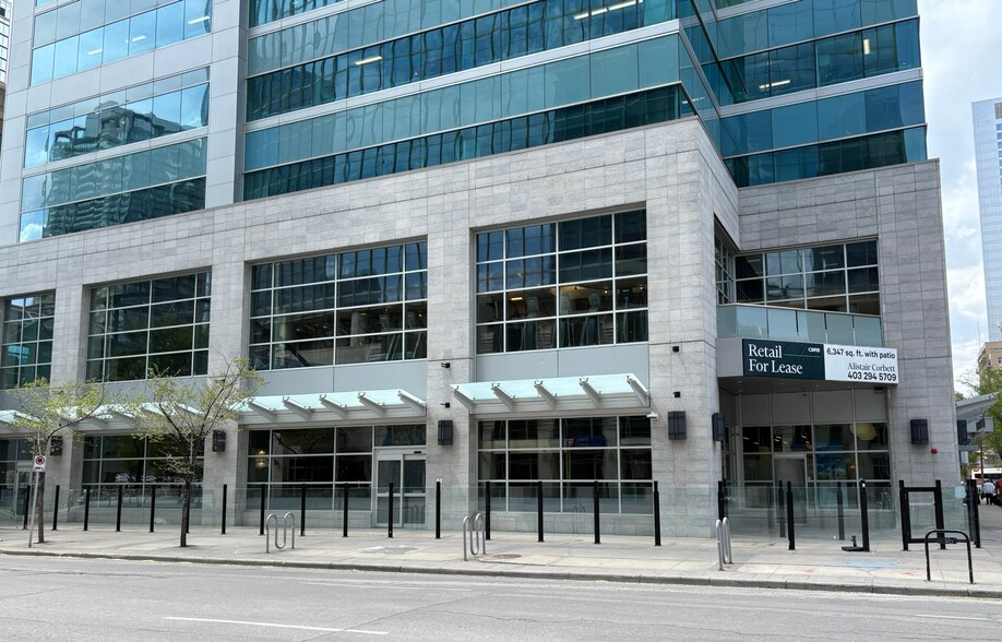 607 8th Ave SW, Calgary, AB à louer - Photo de l’immeuble – Image 1 sur 2