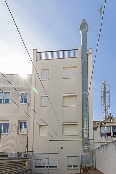 Immeuble residentiel dans Vilanova i la Geltrú, Barcelona à vendre - Photo de l’immeuble – Image 1 sur 7