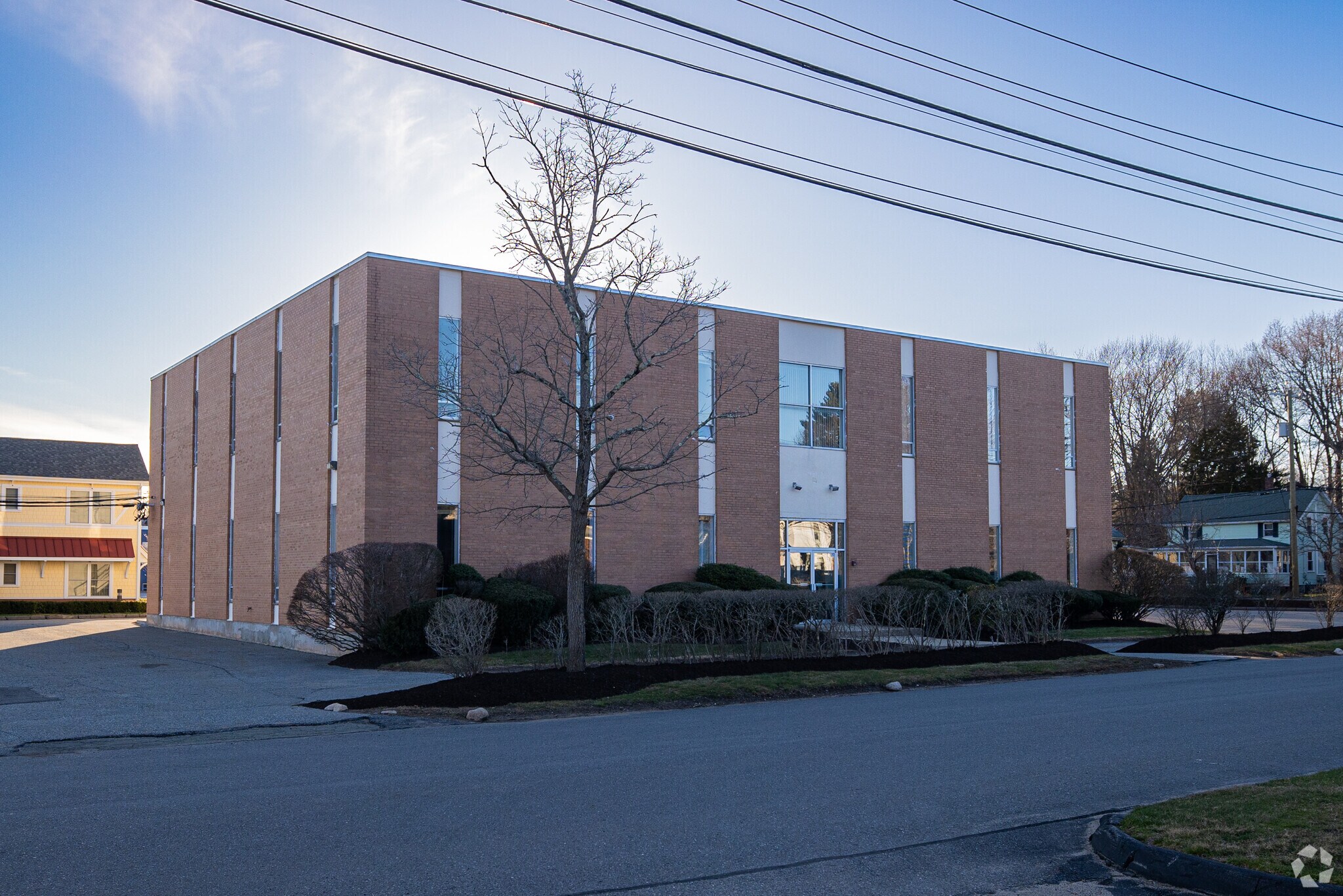 1-3 Deangelo Dr, Bedford, MA à louer Photo principale– Image 1 sur 10