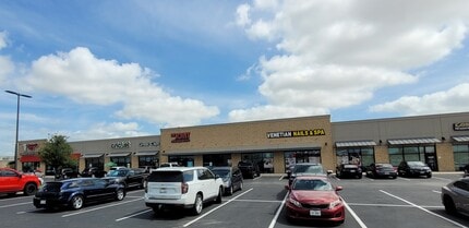1103 W Stan Schlueter Loop, Killeen, TX à louer Photo de l’immeuble– Image 1 sur 2