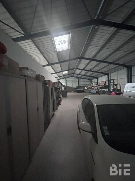 Local d'activités dans Serignac à vendre - Photo intérieure – Image 3 sur 6