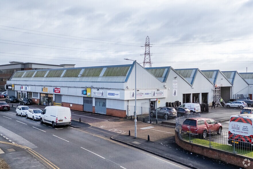 Rounds Green Rd, Oldbury à louer - Photo de l’immeuble – Image 1 sur 6