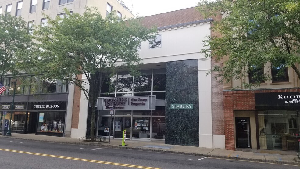 392 Springfield Ave, Summit, NJ à louer - Photo de l’immeuble – Image 1 sur 10